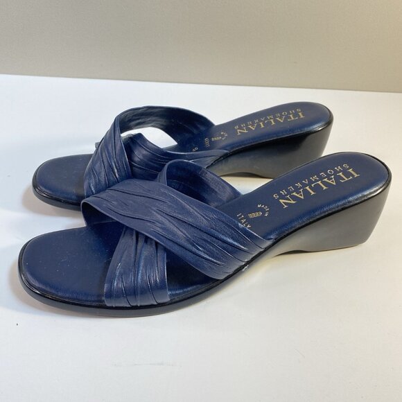 Italian Shoemakers Blue Crisscross Sandals Size 9 - Picture 1 of 11